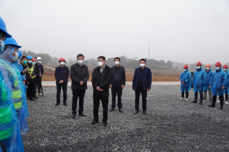 ���г����º��߷�ο��������������Ŀһ�߲ν���