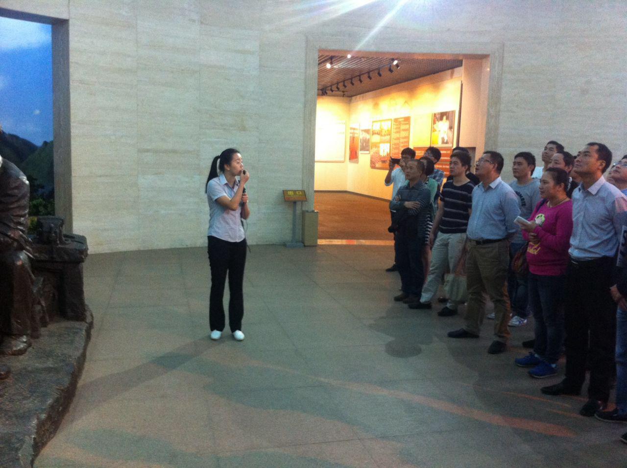 ¼¯ÍŹ«Ë¾×éÖ¯Õû¸öµ³Ô±¸É²¿²ÎÓë¡°°Ñ¼ÍÂÉͦÔÚÇ°Ãæ¡±½ÌÓýÖ÷Ìâ»î¶¯