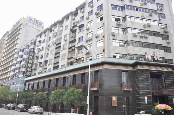 ԭ������ҵ�ִ�¥