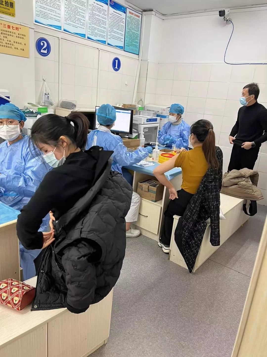 ������Ͷ������Ч���ͷ��߳ɾ� ��֯Ա�����֡���ǿ�롱