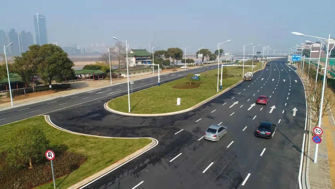 �����³�������������������ͨ��������������������֮���� �ؽ��б���·����ˢ�£�һ�ڣ���������ͨ�������������