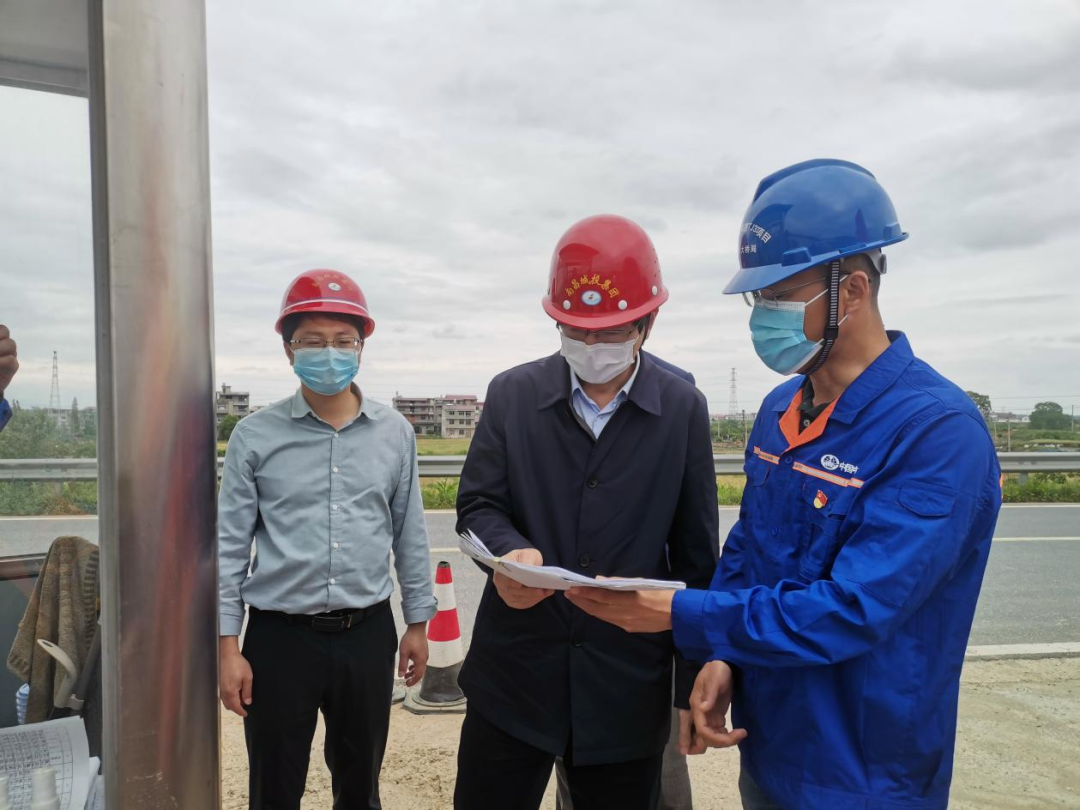 ���ŵ�ίίԱ����ί��Ǻ�־����������������Ŀ�鳭������ع���