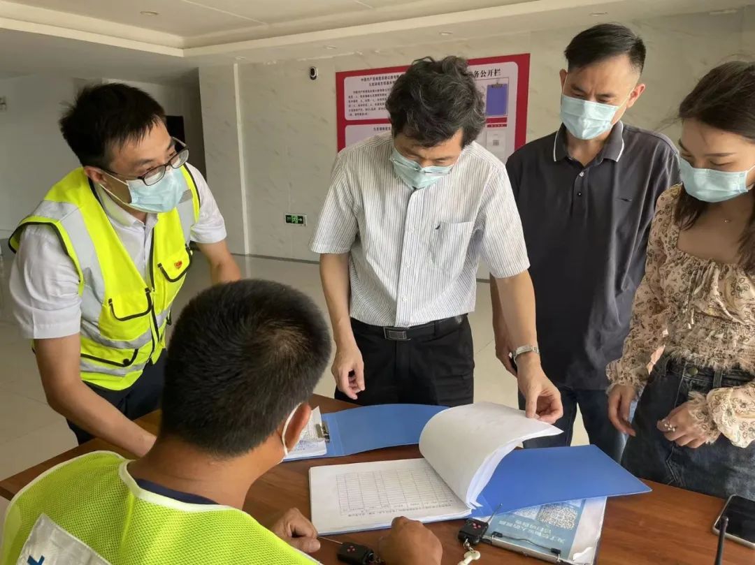 ���ż�ί���һ��ץ���ؼල�鳭����ʵ