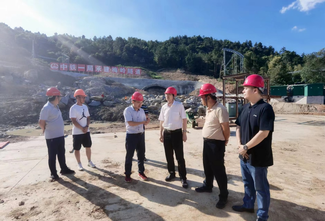 ��־�����������������ĿTJ4��鳭�쵼